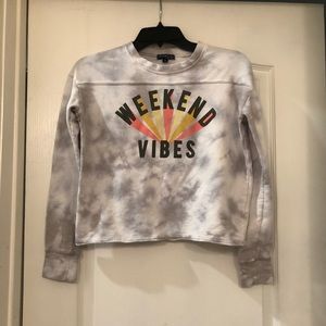 Cropped Marble Graphic Sweatshirt
